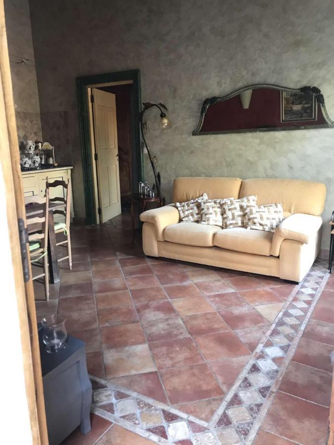 Le Mazet De La Dame Bed & Breakfast Barbentane Luaran gambar
